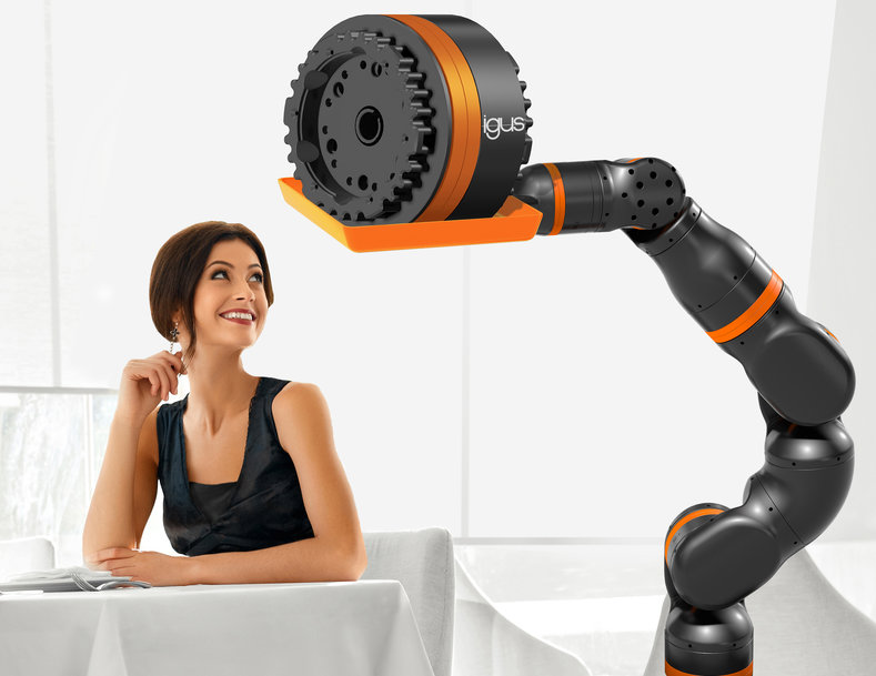 Robots auxiliares a unos precios reducidos gracias a la nueva articulación robótica económica de igus